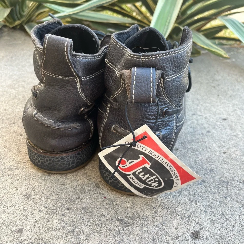 Justin Solace Charcoal Grey Chukka Boots